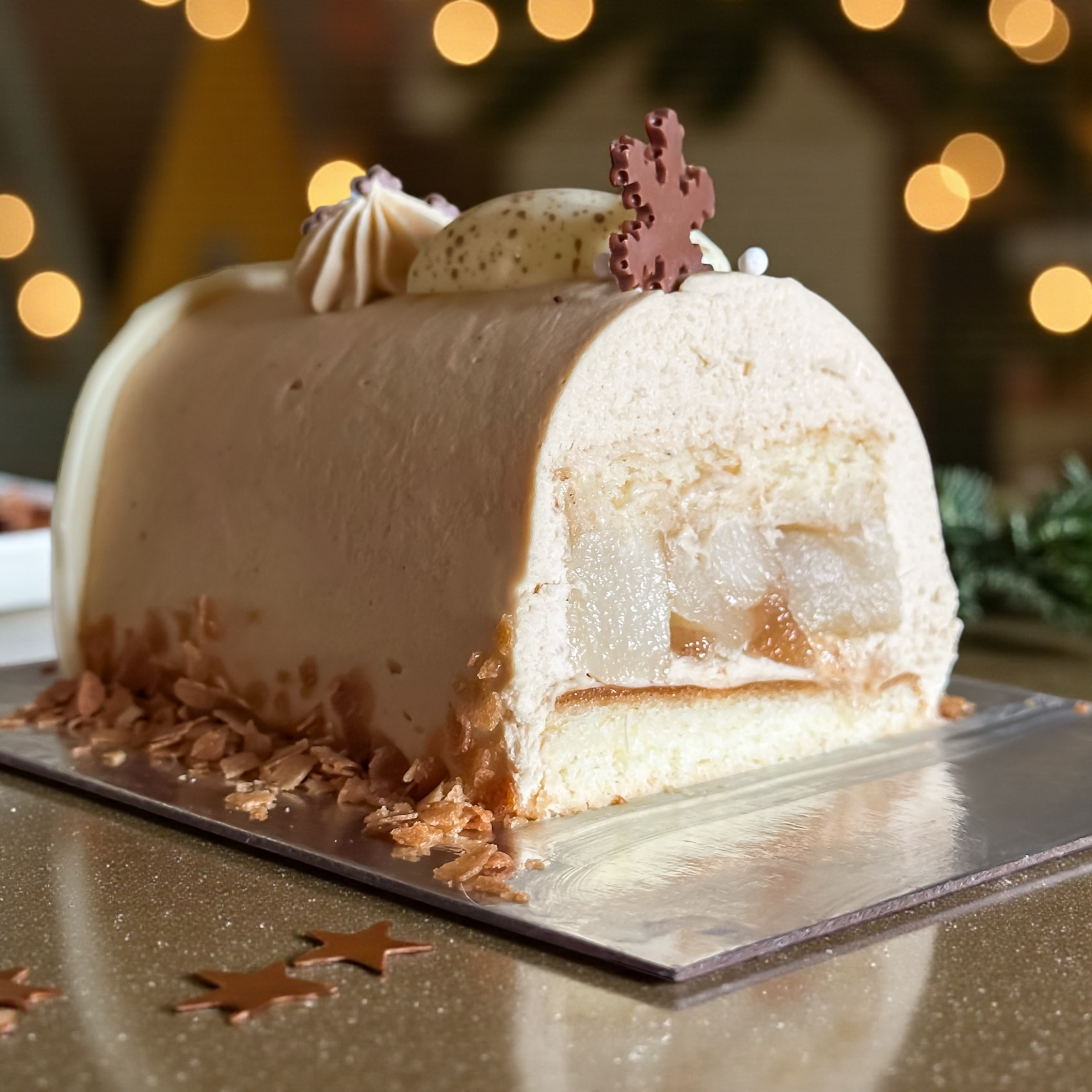 Yule log / Bûche de Noel - Spiced Pear & Creamy Caramel